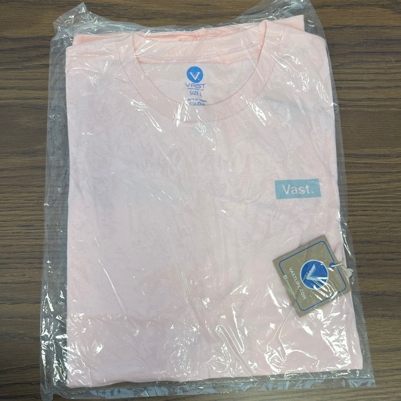 Vast Men's Cotton  T-shirt, Size Large - NWT - Picture 1 of 2